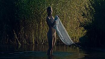 Actress - Weronika Janosz, Aleksandra Piotrowska: Movie - Niepewnosc